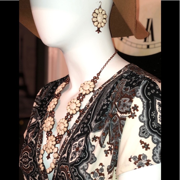 FREE EARRINGS & SQUASH BLOSSOM NECK •WHITE BUFFALO - Picture 5 of 8